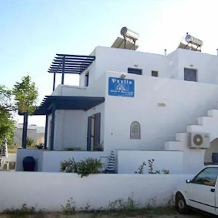 Pavlis & Apartment Parikia (Paros)