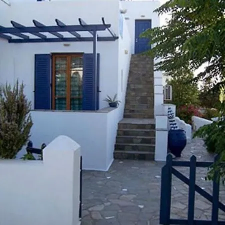 Pavlis & Apartment